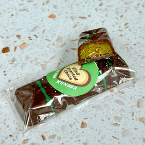 Pistachio Kunafa Chocolate Bar