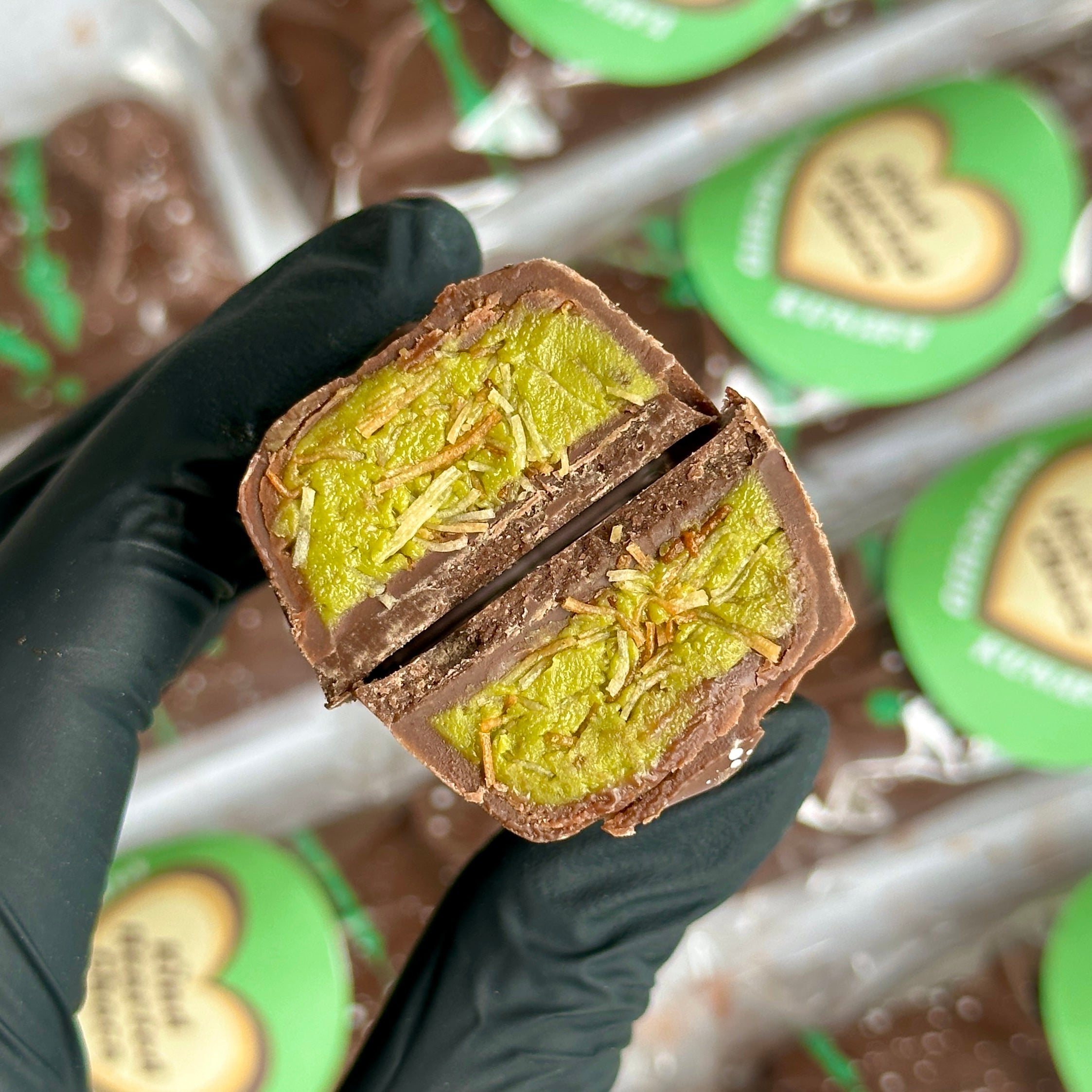 Pistachio Kunafa Chocolate Bar